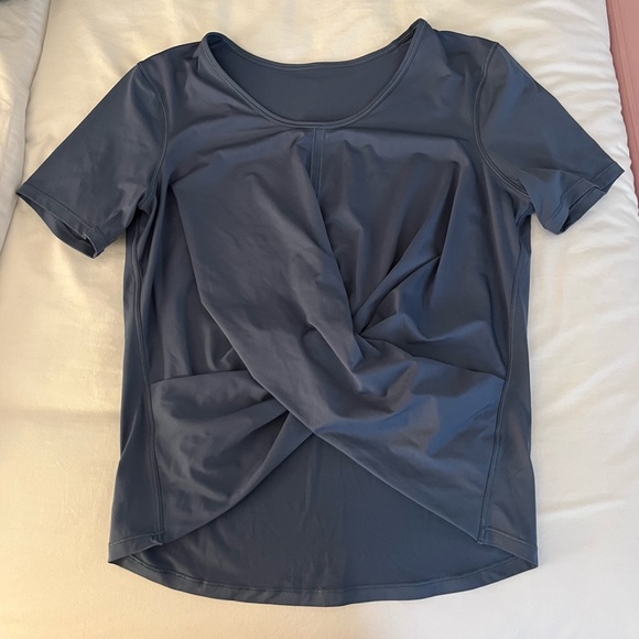 Lululemon Crossover Top - Picture 1 of 2